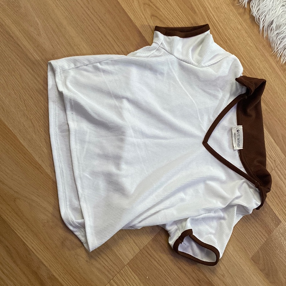 3 S sized tops cute and trendy brown tops
